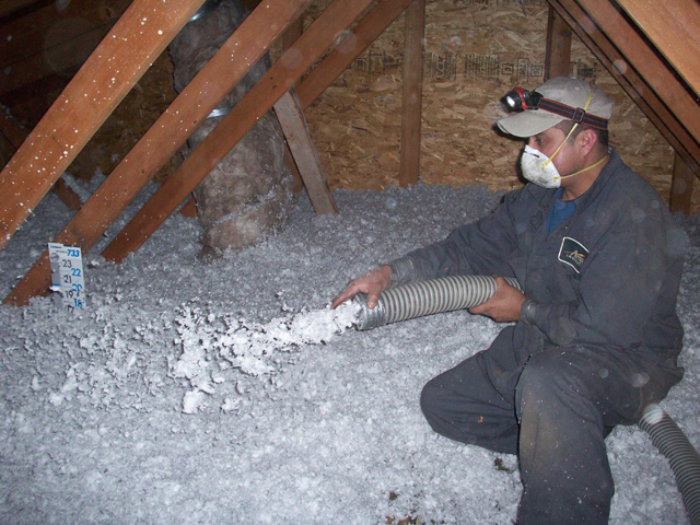 blow_in_attic_insulation_2.jpg