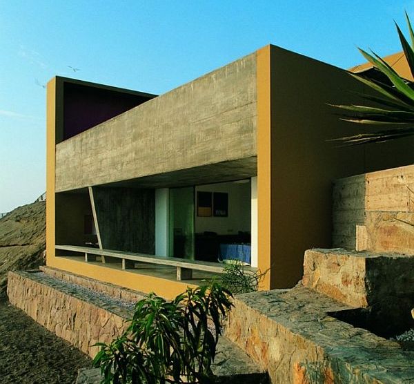 casa_equis_peru_rooftop_pool.jpg