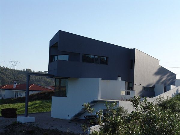 contemporary_cc_hosue4.jpg