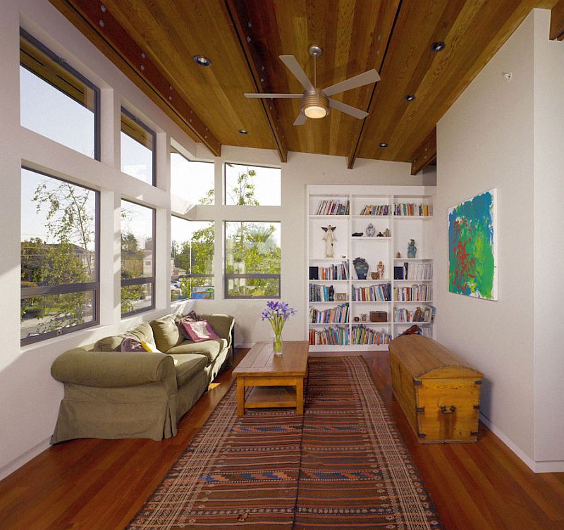 de_la_costa_home_photos_02_living_room.jpg