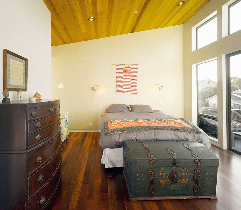de_la_costa_home_photos_05_bedroom.jpg