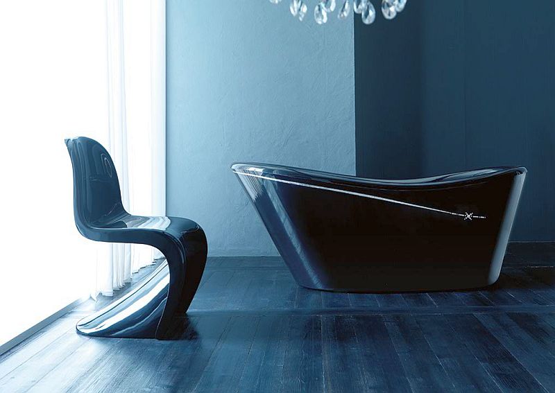 luxury_freestanding_black_bathtub_from_gruppo_tresse.jpg