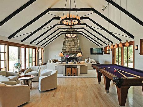 outstanding_billiard_room_design.jpg