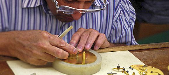 repair_clock.jpg