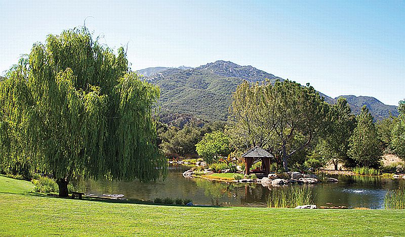 will_jada_pinkett_smith_home_gazebo.jpg