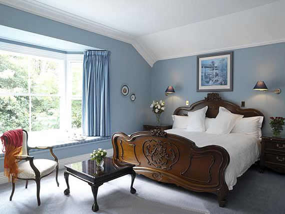 blue_bedroom_3.jpg