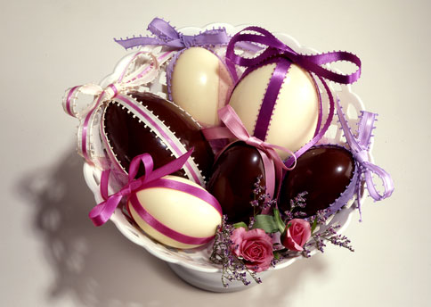 mare_chocolate_caramel_easter_eggs_h.jpg
