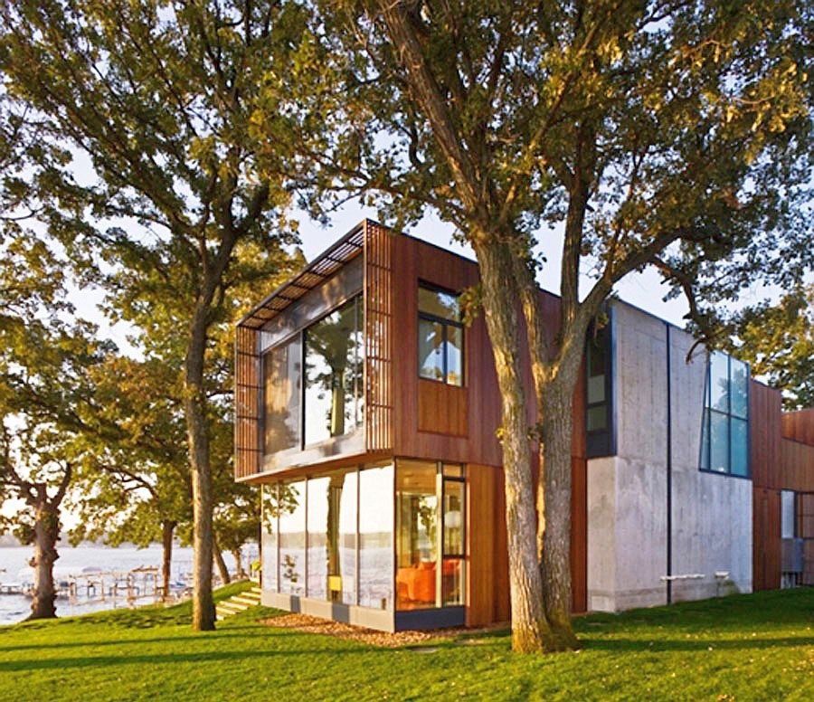modern_small_lake_house_with_minimalist_luxury_design_ideas.jpg