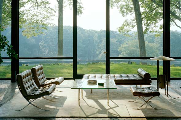 philip_johnson_glass_house_eirik_johnson.jpg