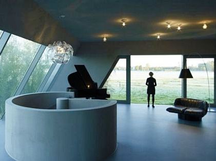 rear_elevation_night_lit_pciture2.jpg