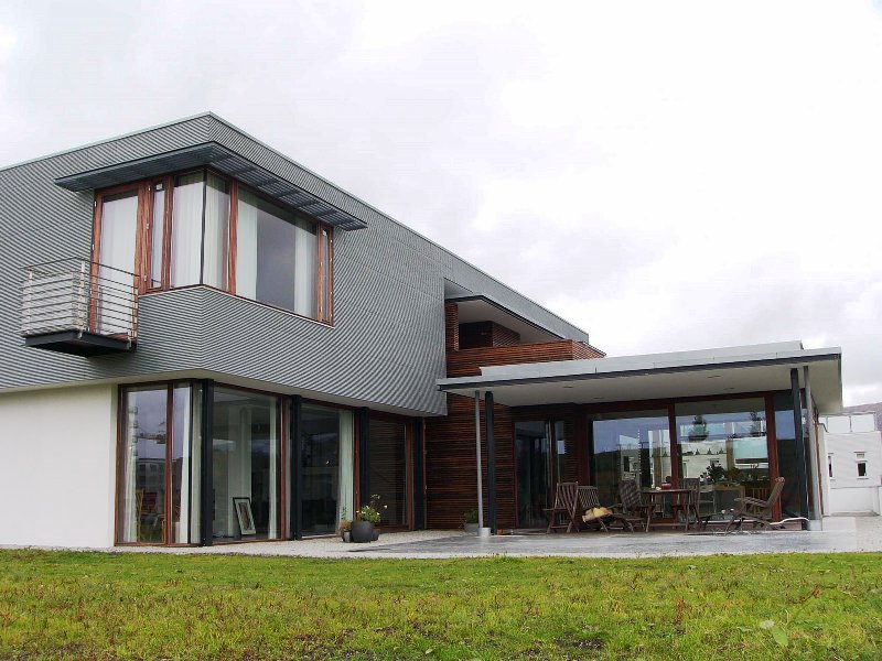 very_nice_house1.jpg