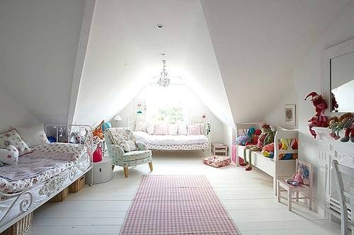 5_attic_space.jpg