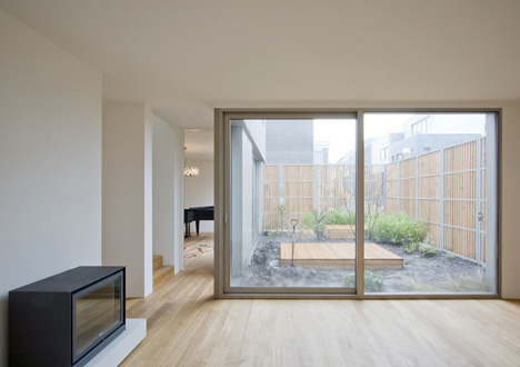 dezeen_v12k0709_piano_house_by_pasel_kuenzel_architects_4.jpg