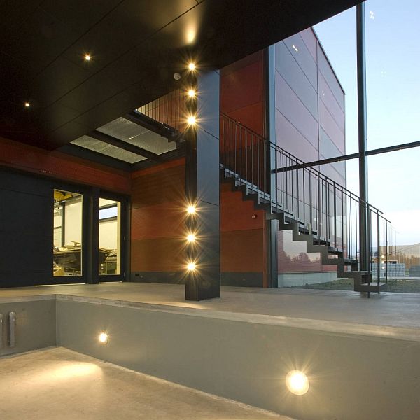 electric_boat_house_in_the_netherlands2.jpg