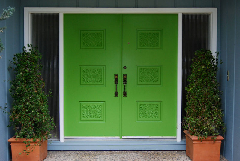 green_front_doors.jpg