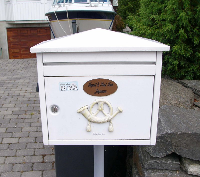 mailbox.jpg