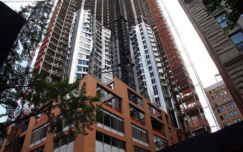 gehry_ny1.jpg