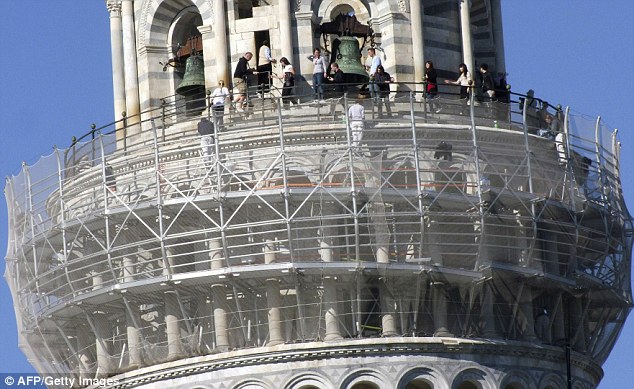 pisa1.jpg