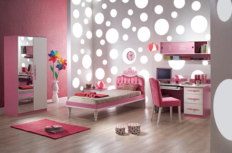 teen_girl_room.jpg