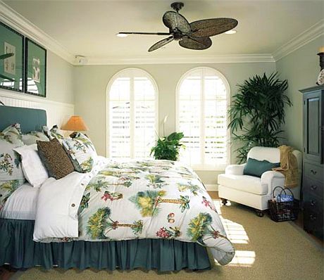 cozy_beach_style_bedroom_with_ceiling_fan_lop04142.jpg
