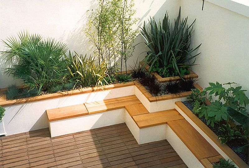 small_japanese_style_roof_terrace_garden_bamboo_seating.jpg