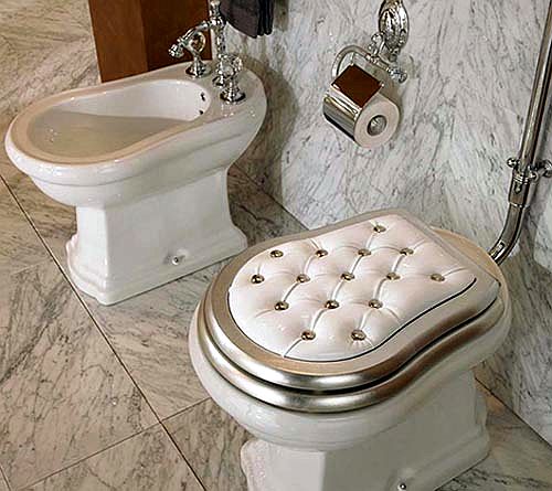 white_leather_toilet_seat.jpg