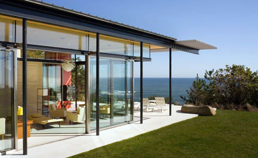 luxury_beach_house_design_in_long_island_exterior.jpg