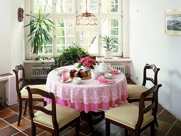 pink_clothes_small_dining_room.jpg