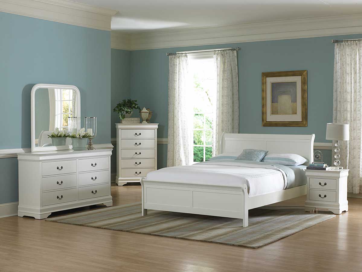 white_bedroom_furniture.jpg