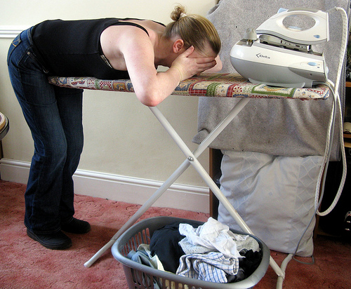 woman_ironing.jpg